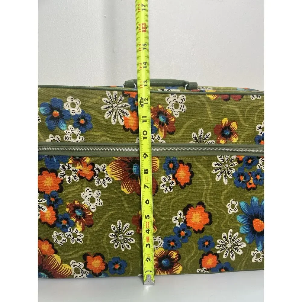 Vintage 1960s Floral Green Bantam Travel Bag Suitcase Retro Mod